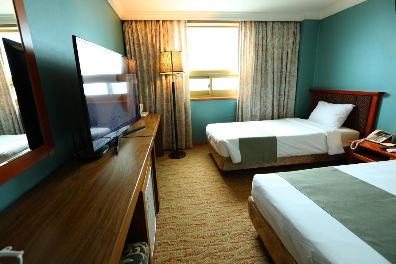 Prime Tourist Hotel Пусан Экстерьер фото